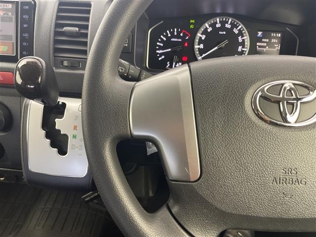 Toyota HIACE VAN 2022 7098890-18