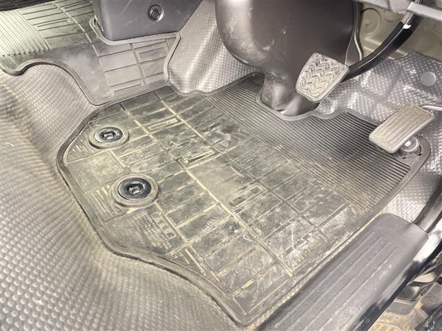 Toyota HIACE VAN 2022 7098890-4