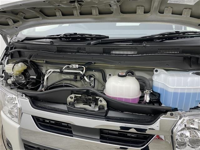 Toyota HIACE VAN 2025 7098912-4