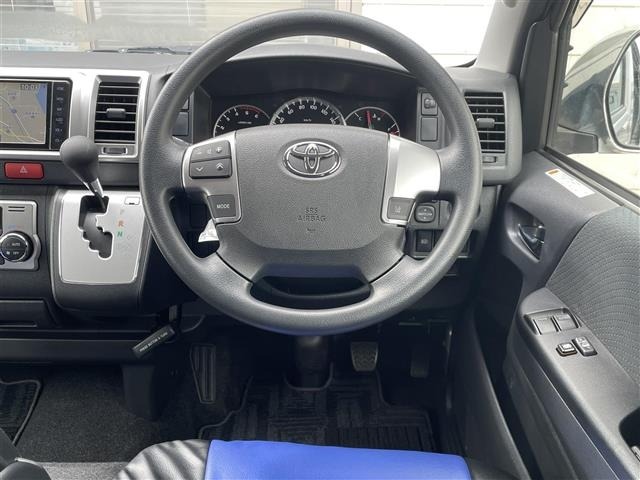 Toyota HIACE VAN 2019 7098958-15