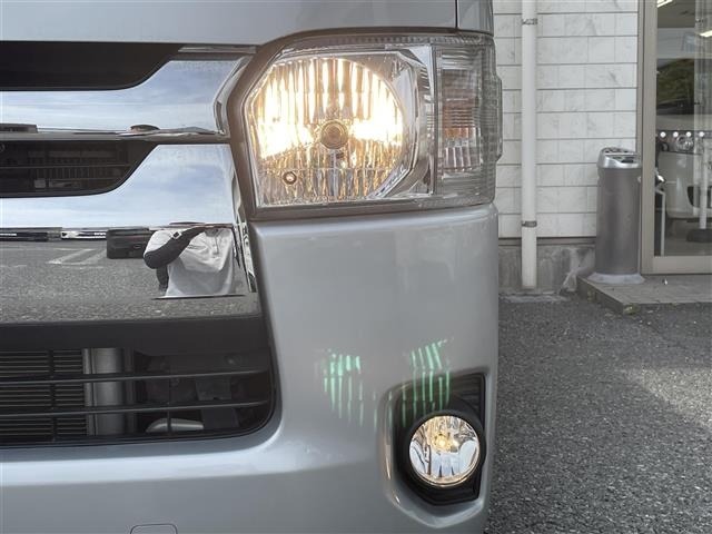 Toyota HIACE VAN 2019 7098958-6