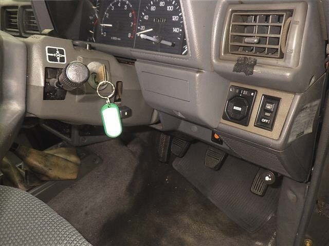 Toyota HILUX SURF 1989 7094287-8