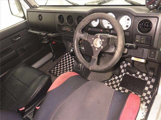 Suzuki JIMNY 1996 7106620-3