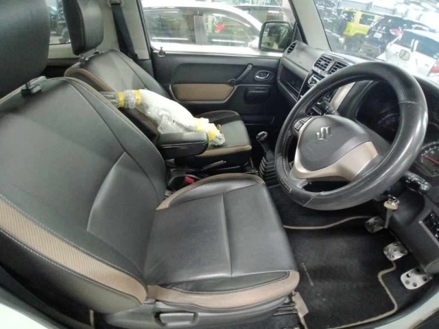 Suzuki JIMNY 2017 7106674-10