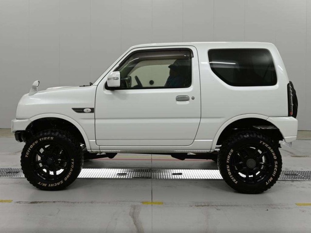 Suzuki JIMNY 2017 7106674-4