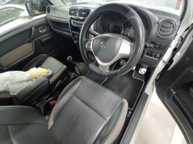 Suzuki JIMNY 2017 7106674-9