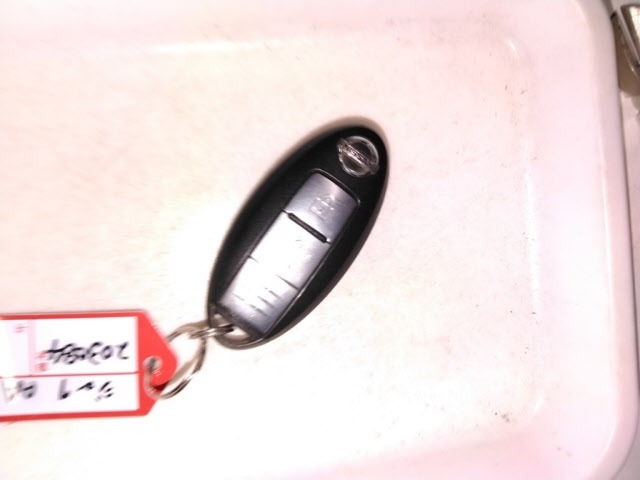 Nissan JUKE 2012 7089702-10