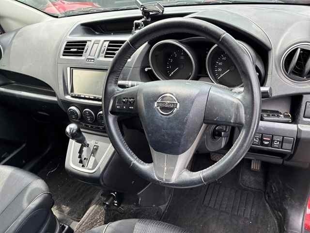 Nissan LAFESTA 2011 7106509-3