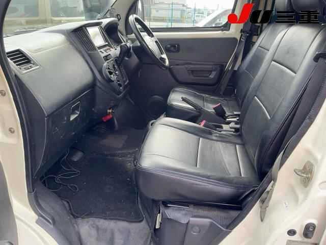 Toyota LITEACE VAN 2014 7106121-3