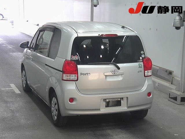 Toyota PORTE 2013 7102414-1