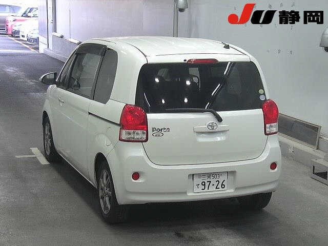 Toyota PORTE 2013 7102420-1