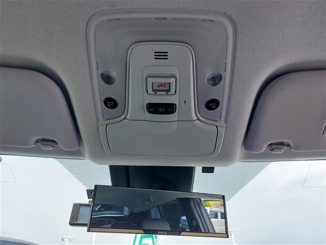 Toyota PRIUS PHV 2019 7092676-1