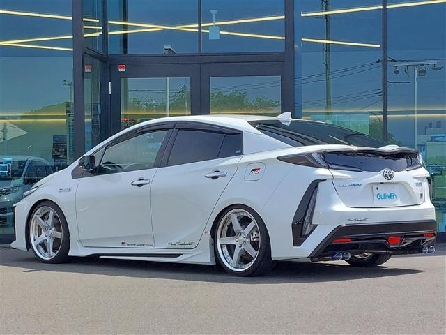 Toyota PRIUS PHV 2019 7092676-17