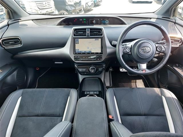 Toyota PRIUS PHV 2019 7092676-18
