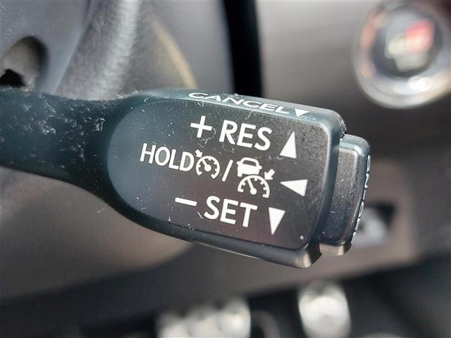 Toyota PRIUS PHV 2019 7092676-25