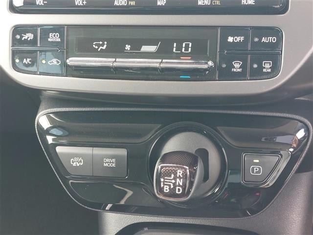 Toyota PRIUS PHV 2019 7092676-9