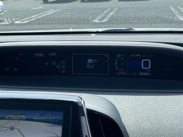 Toyota PRIUS PHV 2018 7092677-10