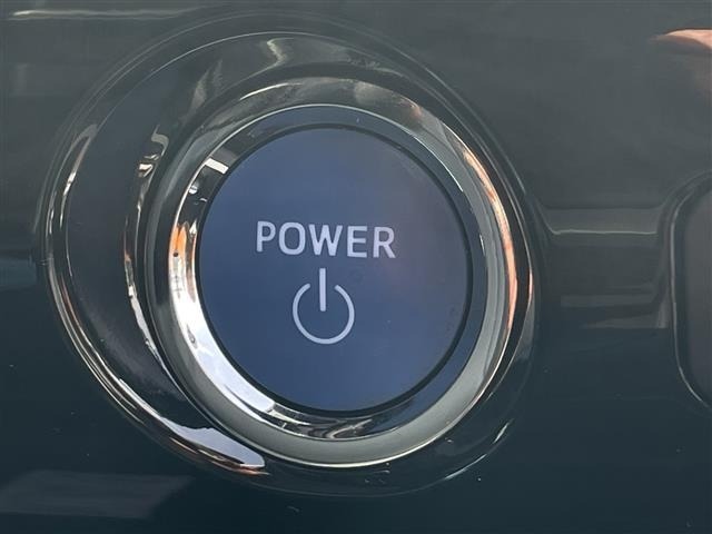 Toyota PRIUS PHV 2018 7092677-18