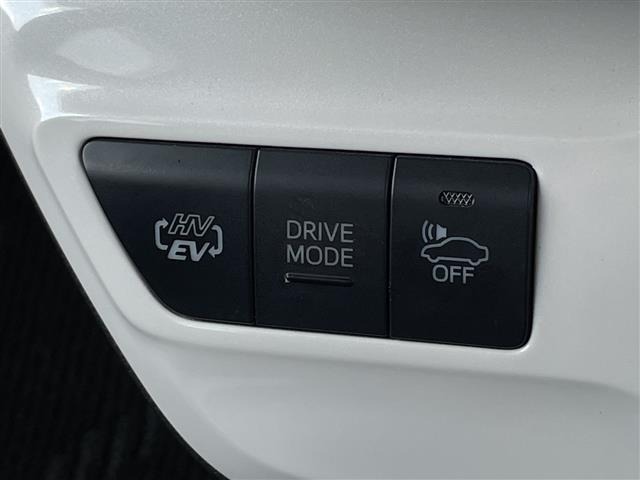 Toyota PRIUS PHV 2018 7092677-5