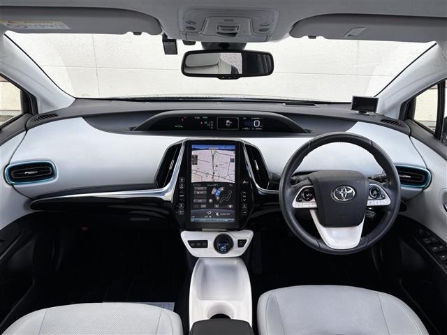 Toyota PRIUS PHV 2018 7092686-15