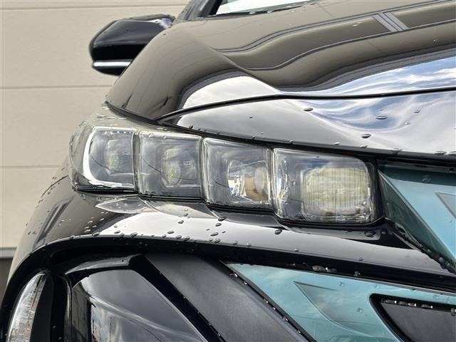 Toyota PRIUS PHV 2018 7092686-23