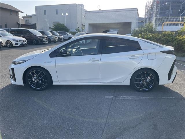 Toyota PRIUS PHV 2018 7092734-17