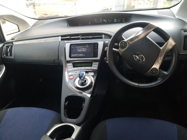 Toyota PRIUS PHV 2015 7092746-2