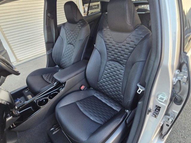 Toyota PRIUS PHV 2018 7092753-12