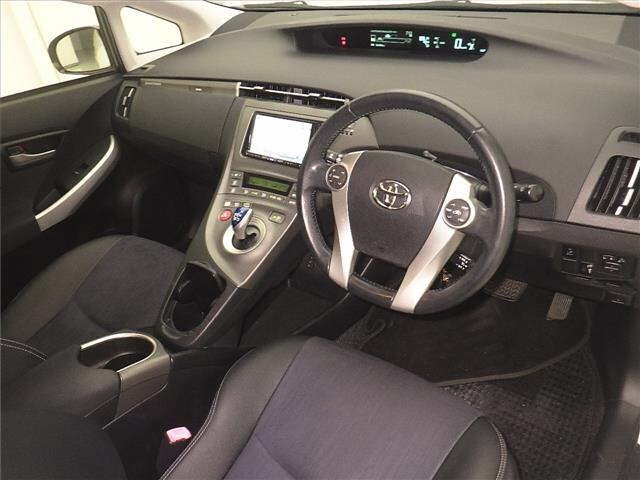 Toyota PRIUS PHV 2013 7092754-3