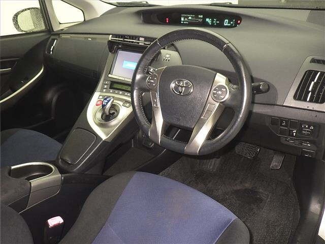 Toyota PRIUS PHV 2013 7092760-3
