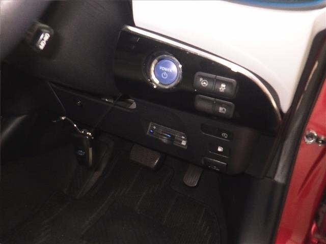 Toyota PRIUS PHV 2017 7092764-8