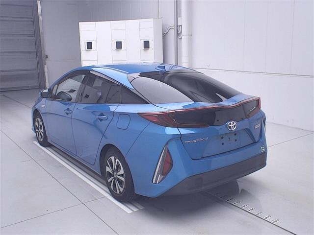 Toyota PRIUS PHV 2017 7092771-1
