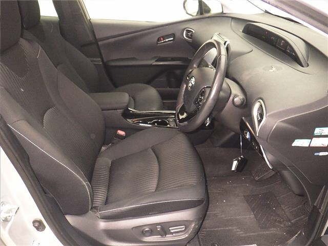 Toyota PRIUS PHV 2020 7092772-5