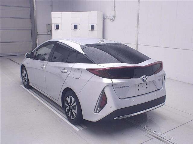 Toyota PRIUS PHV 2019 7092780-1
