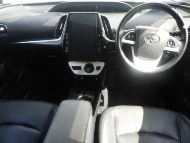 Toyota PRIUS PHV 2017 7092784-3