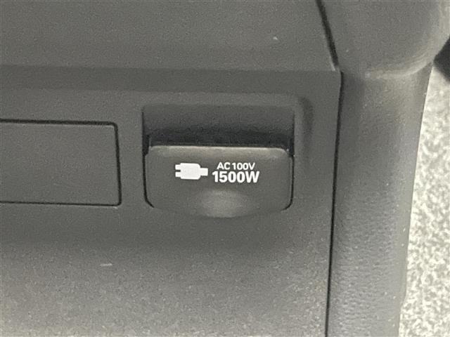 Toyota PRIUS 2024 7090801-1