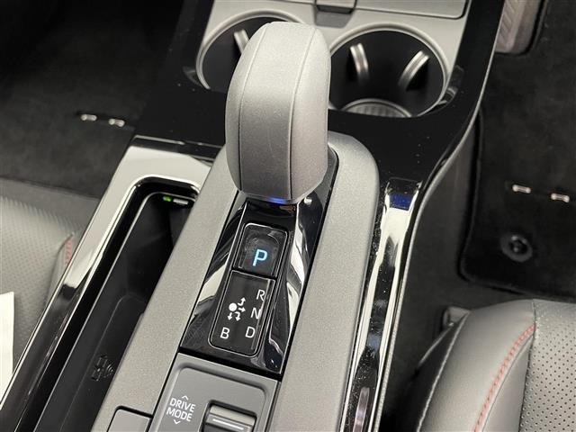 Toyota PRIUS 2024 7090801-12