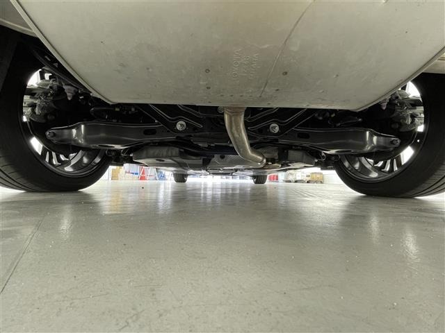 Toyota PRIUS 2024 7090801-13