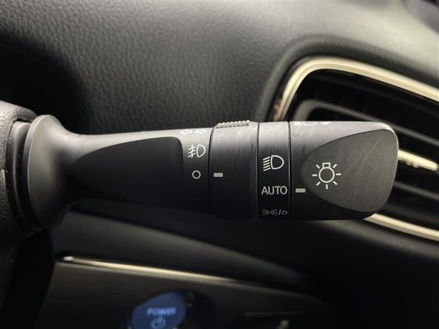 Toyota PRIUS 2022 7090871-11