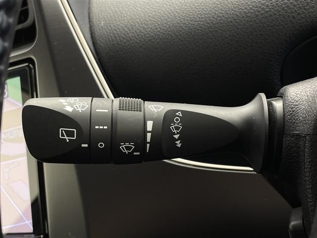 Toyota PRIUS 2022 7090871-12