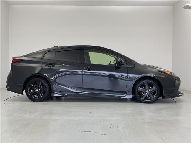 Toyota PRIUS 2022 7090871-13