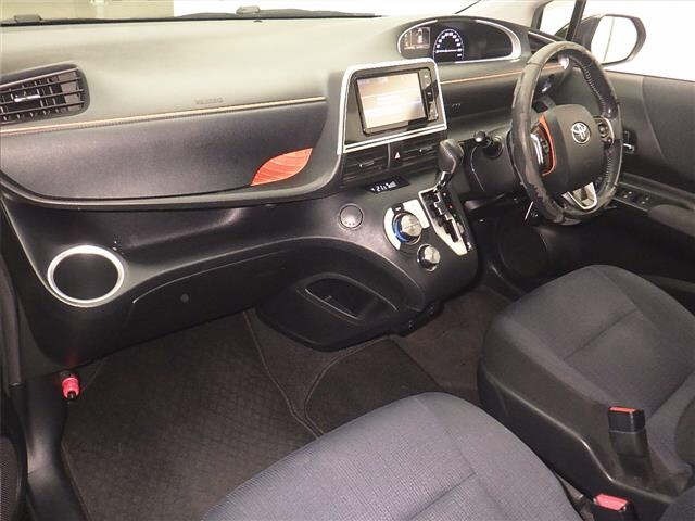 Toyota SIENTA 2015 7105938-4