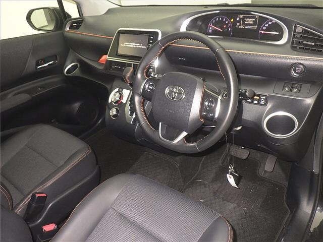 Toyota SIENTA 2018 7105950-3