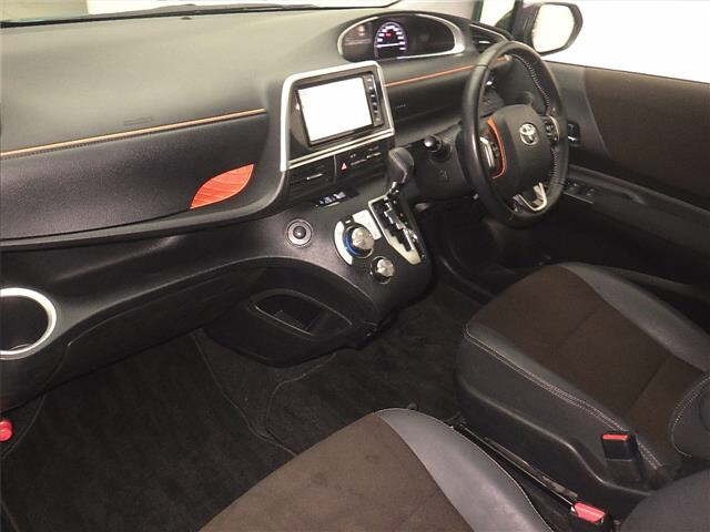 Toyota SIENTA 2021 7105962-4