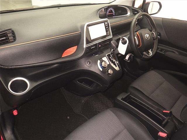 Toyota SIENTA 2021 7105993-4