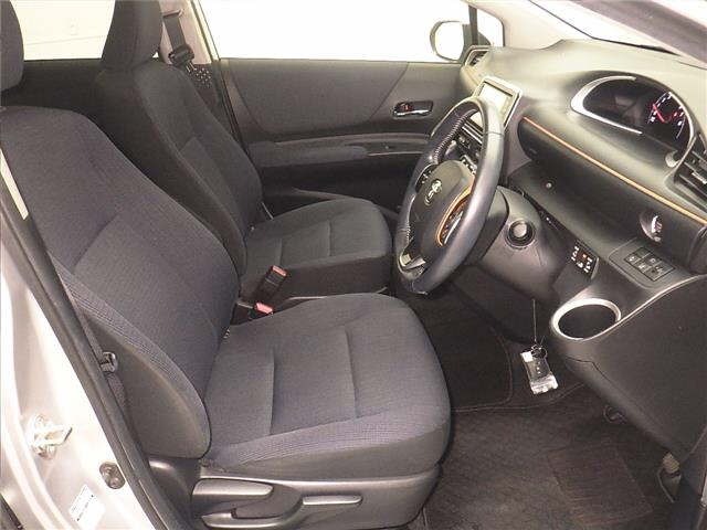 Toyota SIENTA 2015 7106011-5