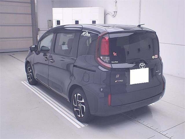 Toyota SIENTA 2024 7106013-1