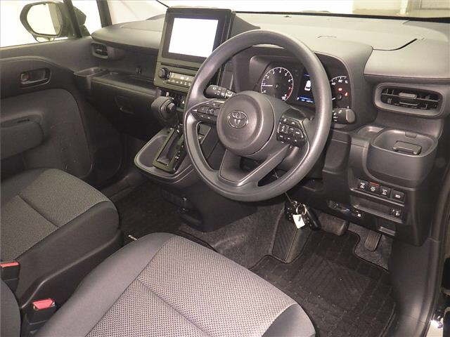 Toyota SIENTA 2024 7106018-3