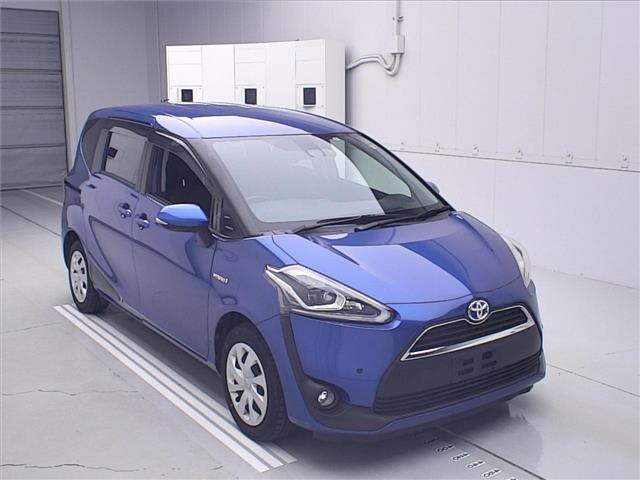 Toyota SIENTA 2018 7106034-0