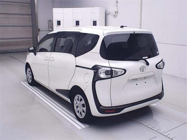 Toyota SIENTA 2017 7106036-1